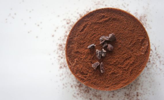 kakao kruszone nieodtłuszczone i pistacje - magnez i potas na diecie keto