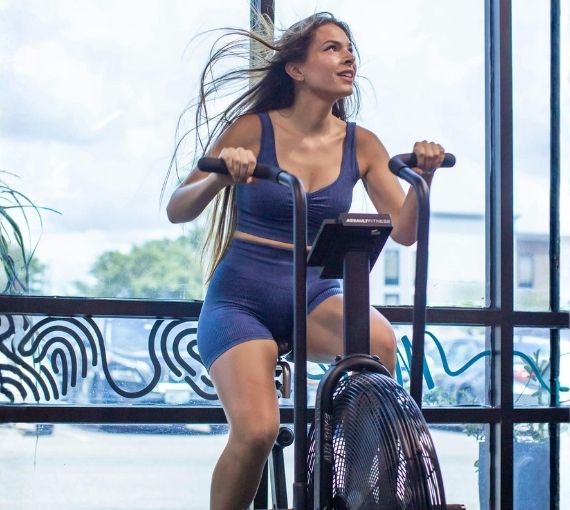 HIIT na keto intensywność trening interwałowy ketoza