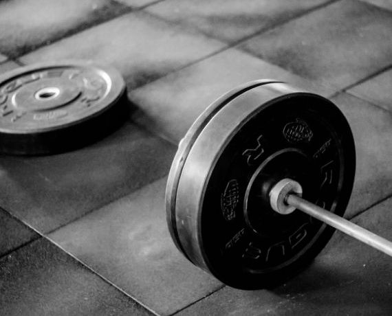keto wytrzymałość bieganie HIIT praktyka sportowa adaptacja