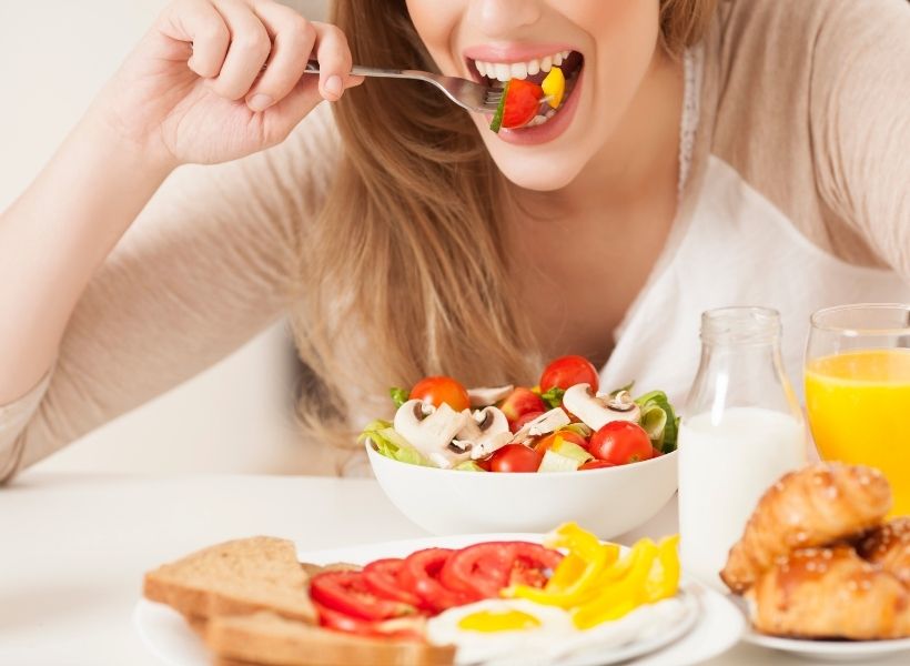 keto-posiłek-z-pomidorami