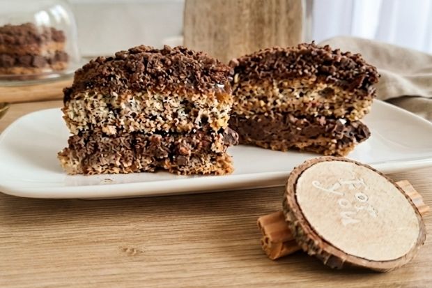 Tort orzechowy, czekoladowo - kawowy [keto, low carb]