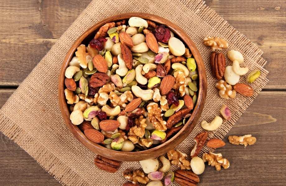 Ranking orzechów na keto – zobacz, które wybrać!