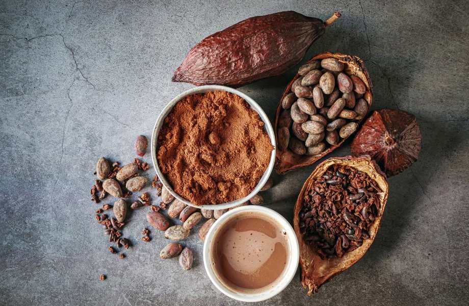 Zaskakujący wpływ kakao na ochronę tętnic u mężczyzn. Poznaj wyniki obiecujących badań.