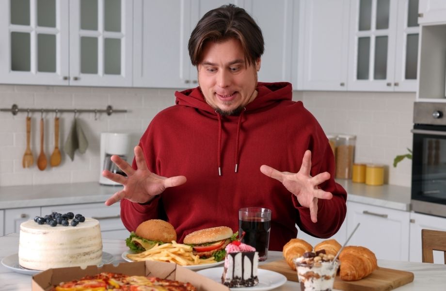 Apetyt na słodycze na keto? Dowiedz się, jak go pokonać.