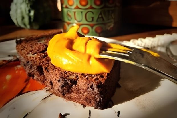 Pyszny, ciemny piernik keto z orzechami [keto, low carb]